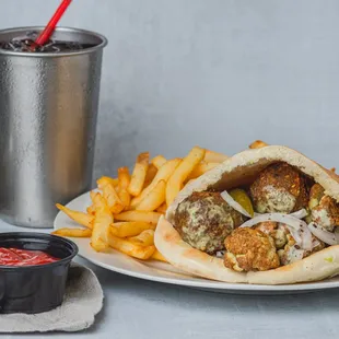 Falafel Sandwich Combo