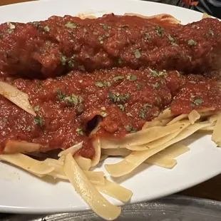Fettuccine marinara and sausage