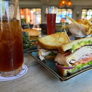 Iced tea and Turkey avocado bacon