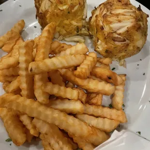 Crab Cake Platter (2)