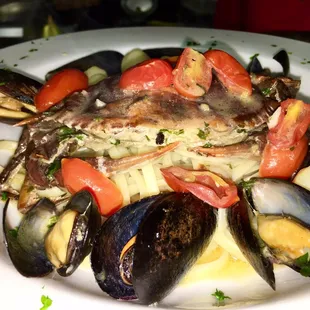 food, oysters and mussels