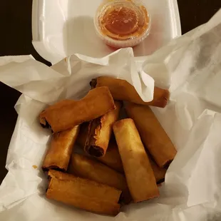 Chicken spring rolls (lumpia)