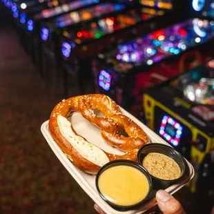 The Bavarian Pretzel for the pinball wizard