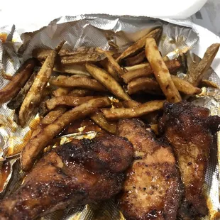 Chicken Smoked Wings, 5pc (w/ fries)