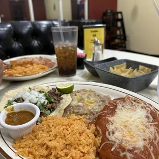 Chile Rellano and taco asada combo was delicious!