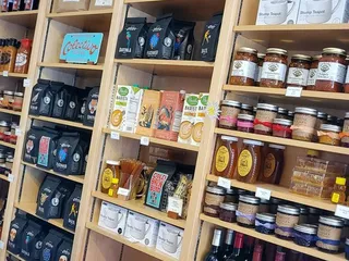 Simple Bakery & Market