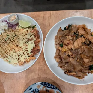 Mee Dee Dtla