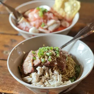 Mee Sen Thai Eatery