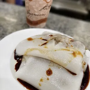 Steamed Beef Rice Roll