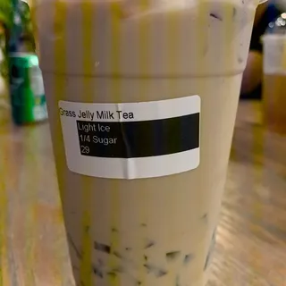 Grass Jelly Milk Tea