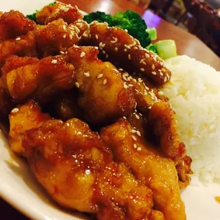 Sweet & Sour Chicken Entree