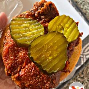 NASHVILLE STYLE HOT CHICKEN