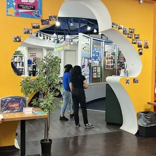 Meepleville game entrance