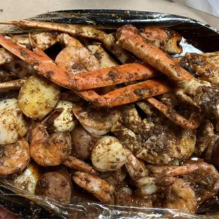Combo A - crab, shrimp, scallops, sausage, potatoes n egg!