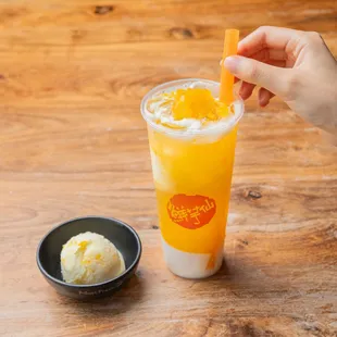 oysters and mussels, drink