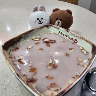 Hot Almond Soup
