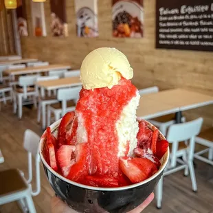 Strawberries milk shaved ice