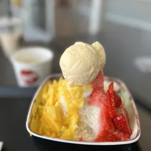 Mangoberry Shave Ice + side rice balls