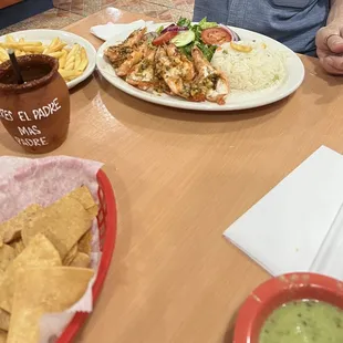 Chips, green sauce, cocktail, shrimp platter