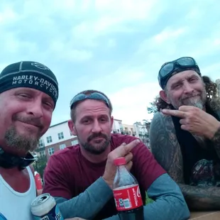 L2R- Stamler- Wyatt - Nipper!!  "few of the-neatest kinship to endure!"