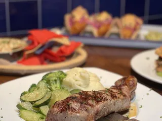 Pig 'N' Whistle Public House