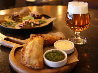 The Stinger Cocktail Bar & Kitchen