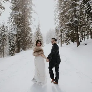 Ritz Carlton Lake Tahoe wedding, planned by destination wedding planner Meggie Francisco. Photo by Bradford Martens.