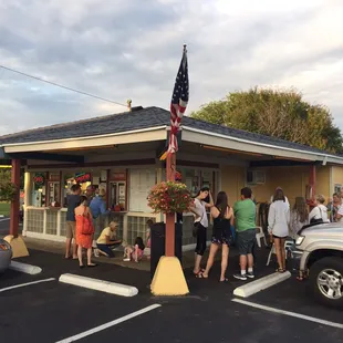 Meggy Moo's always attracts a crowd!