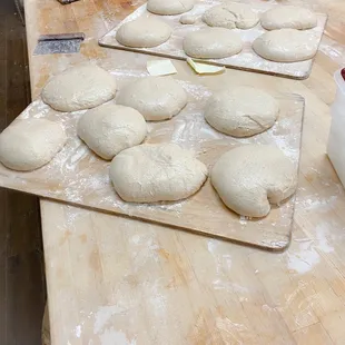 Shaping and folding the dough