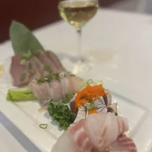 sushi and sashimi, sashimi, sushi, food