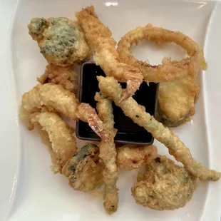 Tempura shrimp with vegetables