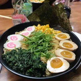 My daughters bowls. Details are in the review.