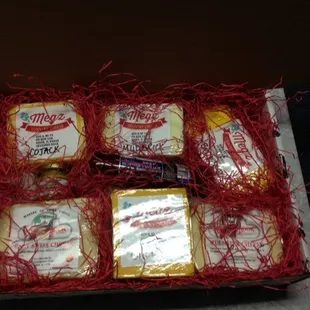 Large Cheese Gift Box