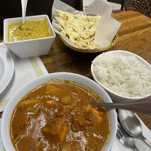 Garlic naan, Salmon Tikka Masala, rice