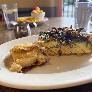 Goat cheese quiche with creamy potatoes