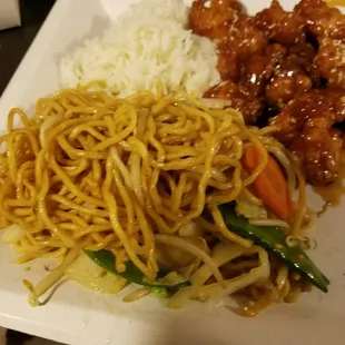 Lo Mein