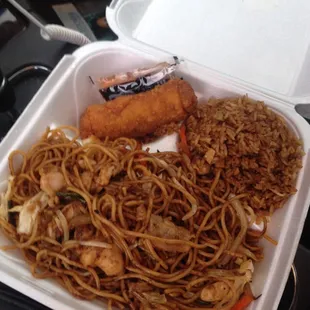 Chicken lo mein combo #11..... $6.50.