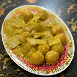 F17. FIsh Ball with Curry Sauce