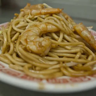 Shrimp Lo Mein