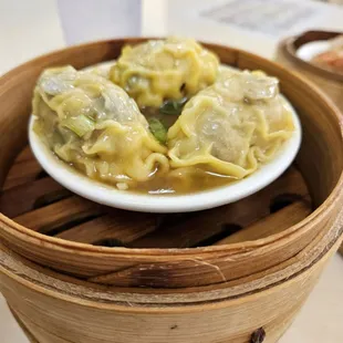 Chicken and mushrooms dumpling