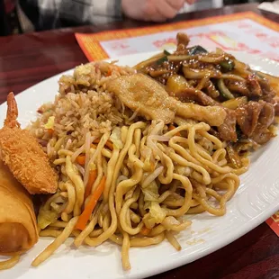 Mongolian beef combo plate