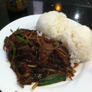 Mongolian Beef- very good &amp; flavorful. Served quick &amp; hot.