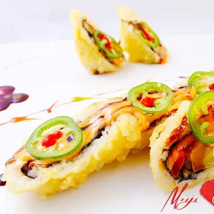  sushi roll on a plate