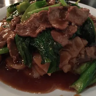 Beef Broccoli Flat Rice Noodle