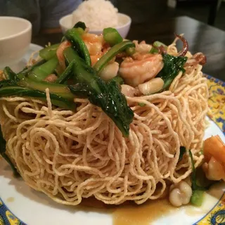 Pan-fried Egg Noodle