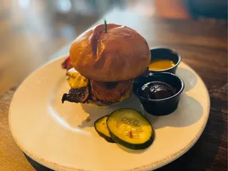 Rusty's Waterin' Hole & Chowhouse