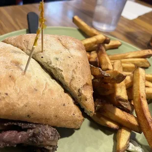 Prime Rib Sandwich w/Fries