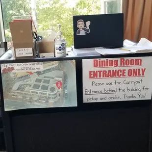 7/24/22. THERE IS NOW ONLY ONE ENTRANCE...as we found out.  No elevator,  you are on the wrong side.