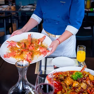 Coral prawns - garlic steamed