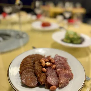 Meizhou Dongpo Sausage: spicy and savory combo